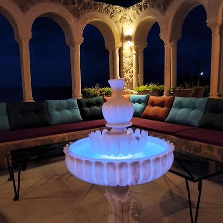 Luxuriant Houses Kyrenia キレニア エクステリア 写真