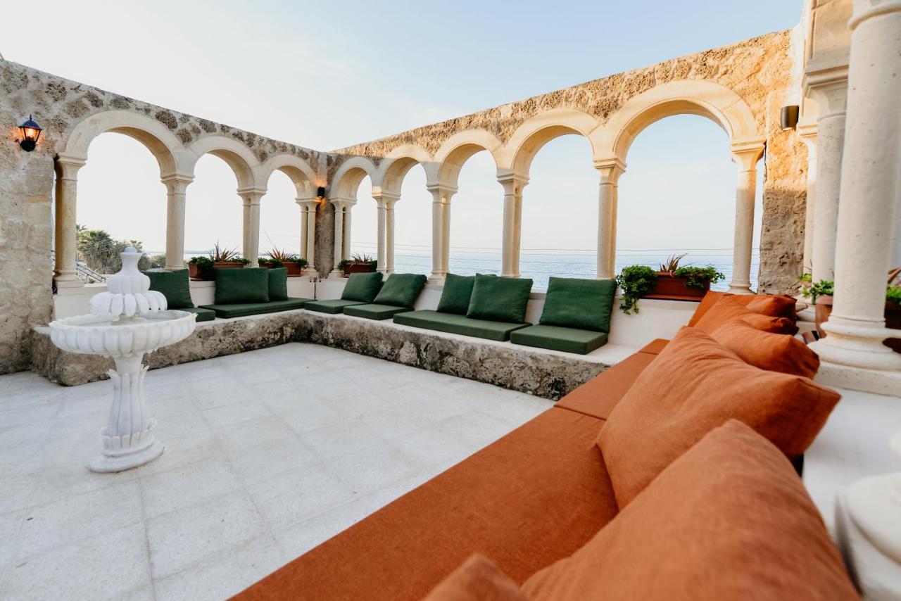 Luxuriant Houses Kyrenia キレニア エクステリア 写真